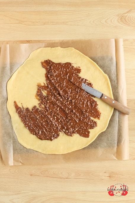 Nugat-Mandel-Hörnchen zum Bloggeburtstag Nugat-Mandel-Hörnchen zum Bloggeburtstag