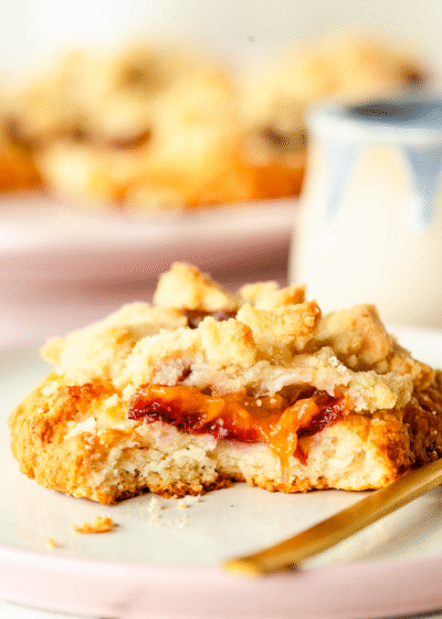 Zwetschgentaler mit Tonkabohne Zwetschgen Tonkabohne Streusel Quark-Öl-Teig krimiundkeks