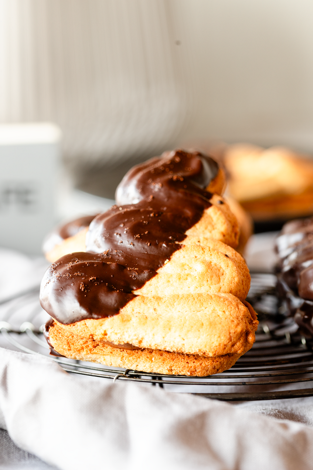 Flammende Herzen krimiundkeks Nugat Kaffee Spritzgebäck Rührteig