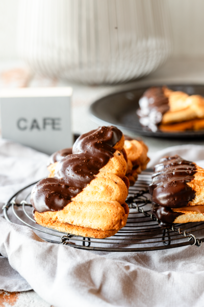 Flammende Herzen krimiundkeks Nugat Kaffee Spritzgebäck Rührteig